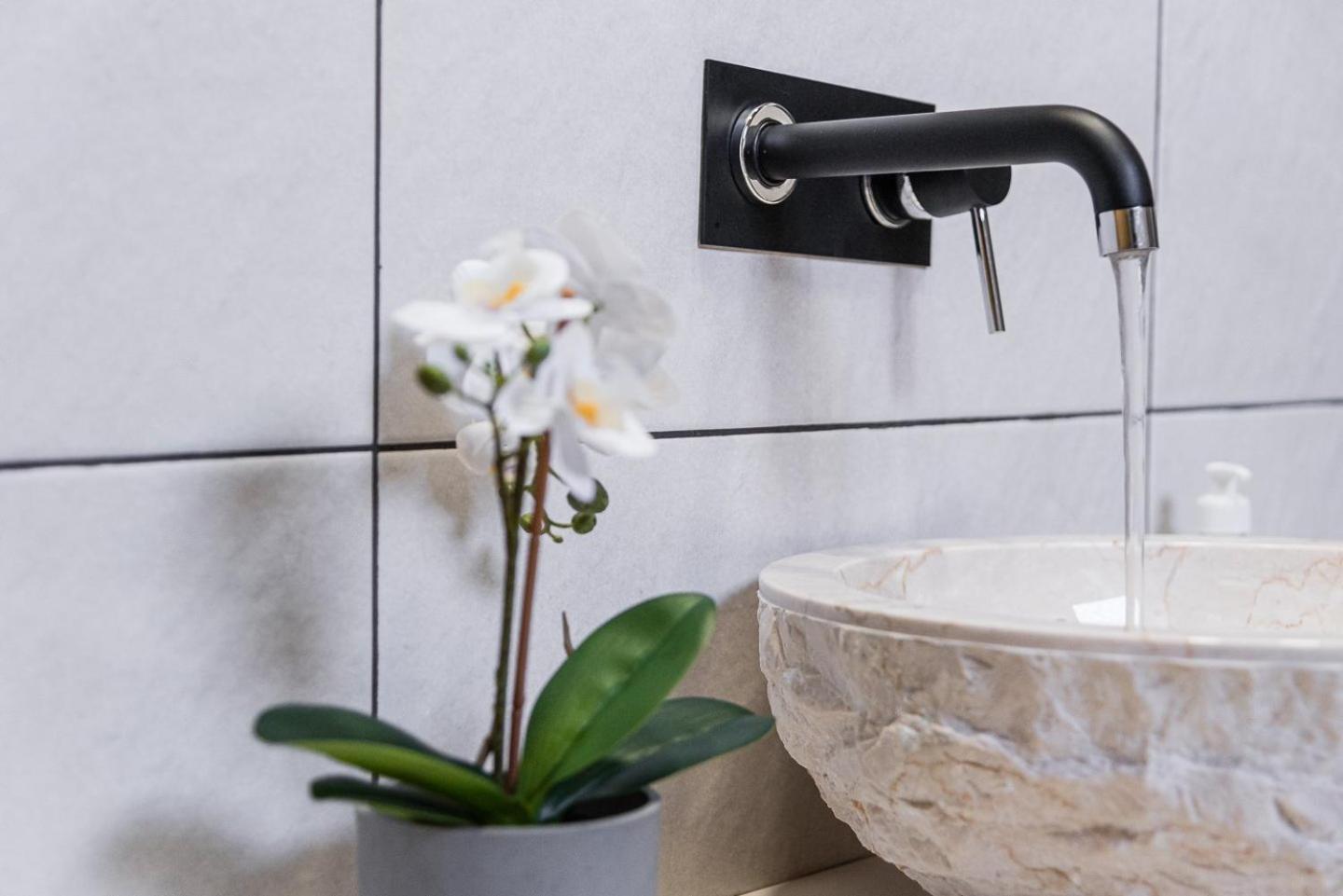 Guestready - Charming Stone Wall Retreat 호텔 빌라노바데가이아 외부 사진