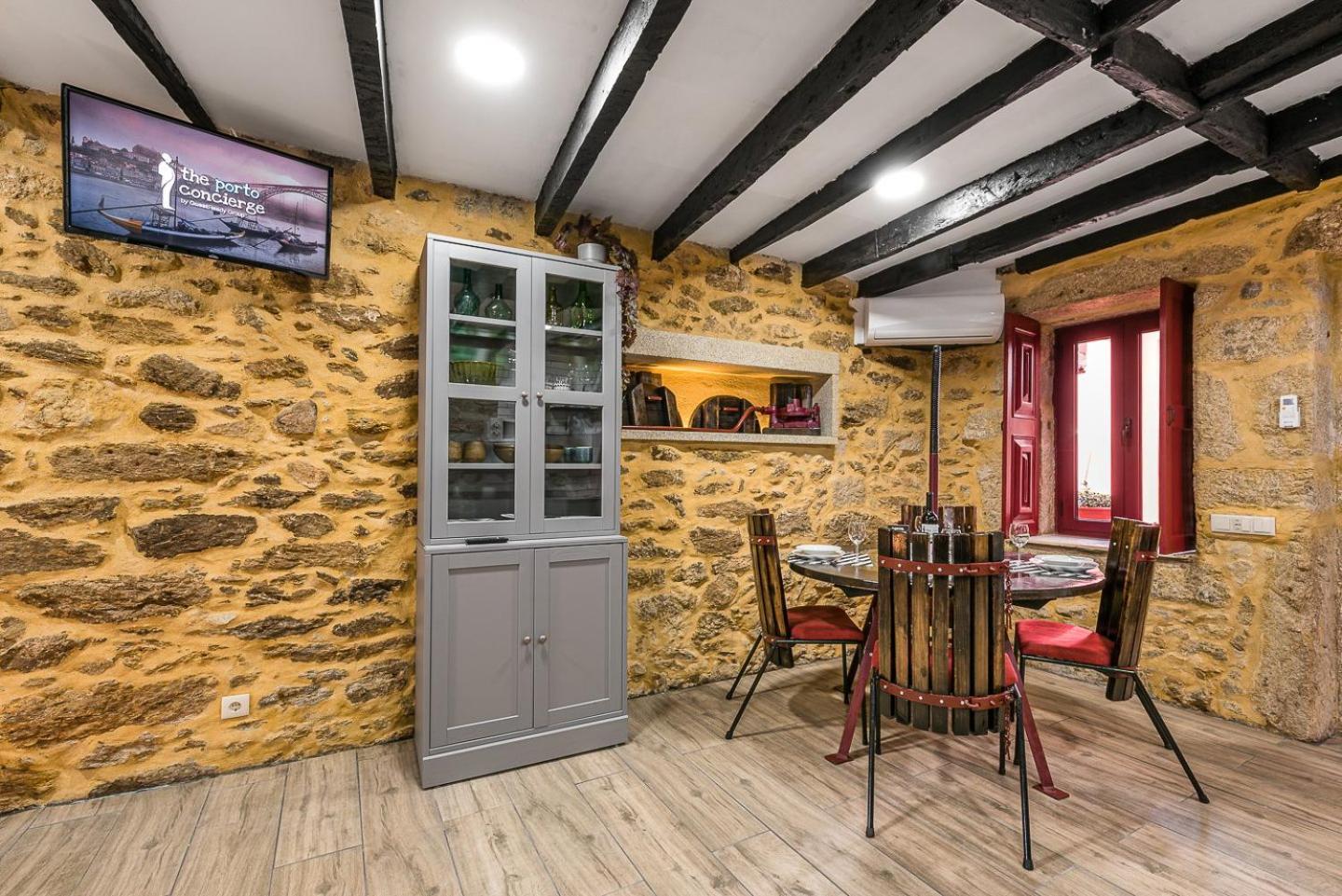 Guestready - Charming Stone Wall Retreat 호텔 빌라노바데가이아 외부 사진